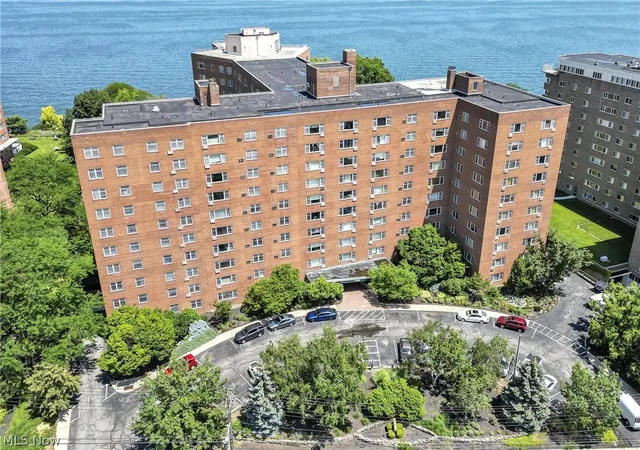 Photo 36 of Condo for sale at 11850 Edgewater Dr #619, Lakewood, OH 44107 | MLS# 5222082 | Listing updated on 2026-07-12