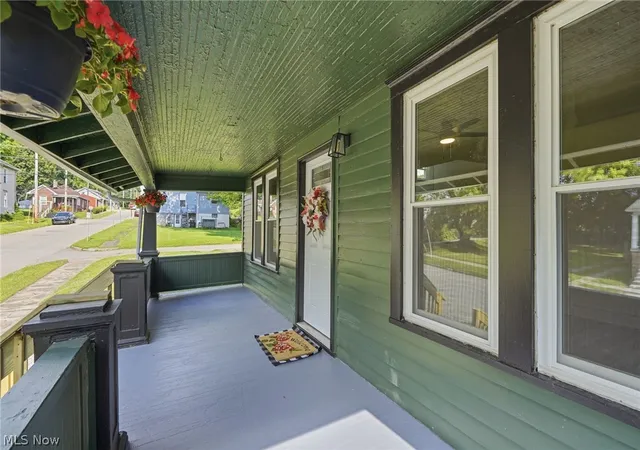 Photo 4 of Sale Pending at 824 Prospect Ave, Zanesville, OH 43701 | MLS# 5222108 | Listing updated on 2026-07-24