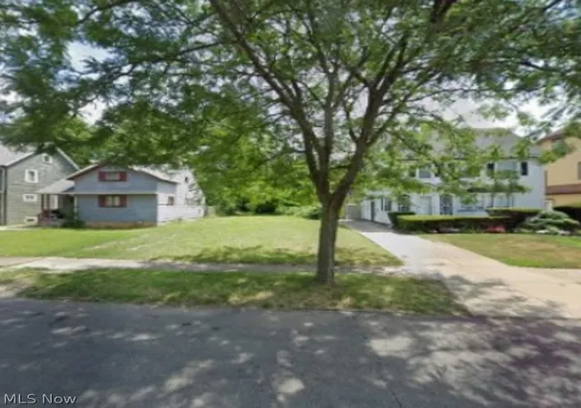 Homes for sale in Cleveland Heights, OH | 907 Nela View Rd, Cleveland Heights, OH 44112 | MLS# 5222119