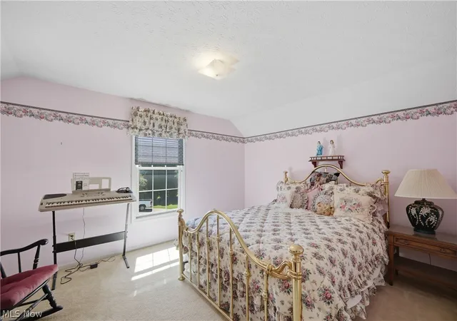 Listing Photo 2 - Condo for sale in building located at 115 Denham Cir NE, Canton, OH 44721 - Unit #