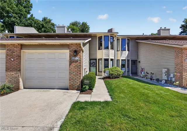 Homes for sale in Middleburg Heights, OH | 15504 Roxboro Dr, Middleburg Heights, OH 44130 | MLS# 5221502