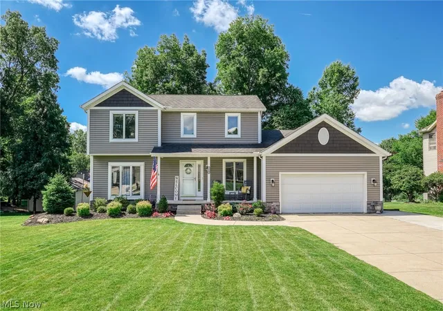 Homes for sale in Uniontown, OH | 1560 Applewood Way, Uniontown, OH 44685 | MLS# 5221438