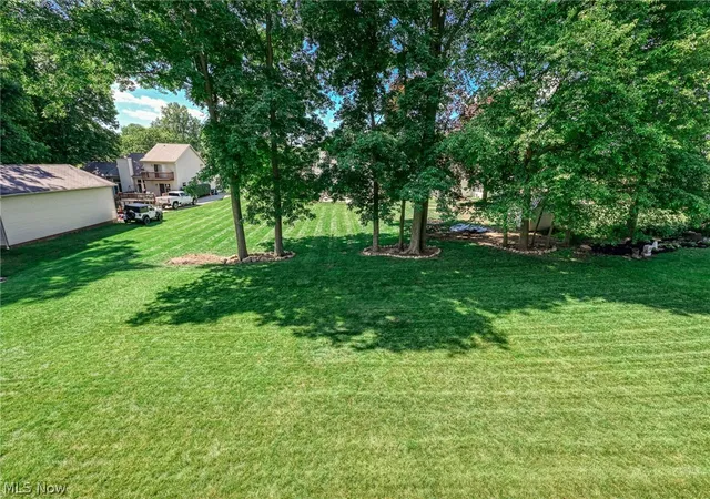Homes for sale in Uniontown, OH | 1560 Applewood Way, Uniontown, OH 44685 | MLS# 5221438