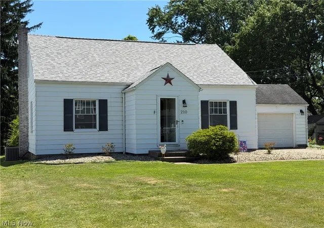 Homes for sale in North Canton, OH | 210 Woodrow St Nw, North Canton, OH 44720 | MLS# 5222007