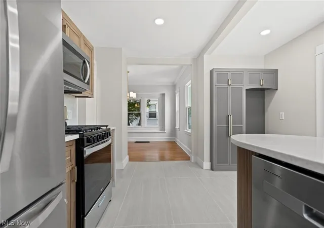 Photo 3 of Single family home for sale at 1438 Elbur Ave, Lakewood, OH 44107 | MLS# 5215350 | Listing updated on 2026-08-26