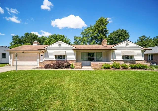 Homes for sale in Broadview Heights, OH | 7988 Wright Rd, Broadview Heights, OH 44147 | MLS# 5220946