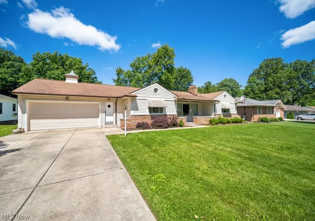 Homes for sale in Broadview Heights, OH | 7988 Wright Rd, Broadview Heights, OH 44147 | MLS# 5220946