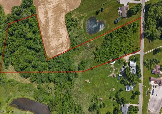 Photo 3 of Sale Pending at 7141 Friendsville Rd, Medina, OH 44256 | MLS# 5221695 | Listing updated on 2026-08-19
