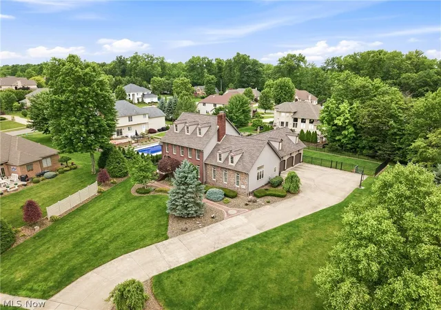 Photo 3 of Single family home for sale at 3840 Belle Terreno Way, Canfield, OH 44406 | MLS# 5221115 | Listing updated on 2026-09-17