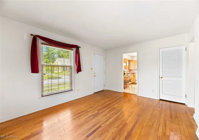 Homes for sale in Cuyahoga Falls, OH | 2585 25Th St, Cuyahoga Falls, OH 44223 | MLS# 5221926
