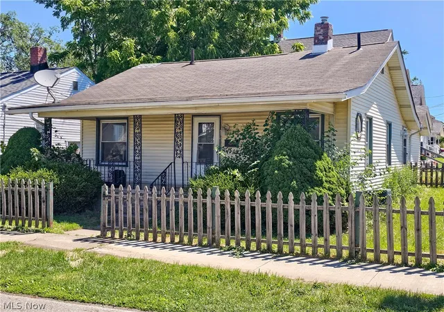 Homes for sale in Canton, OH | 1156 Smith Ave Sw, Canton, OH 44706 | MLS# 5216413