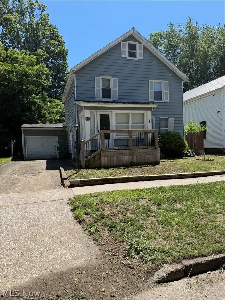 Single family home for sale at 501 Madison St, Conneaut, OH 44030 | MLS# 5221947