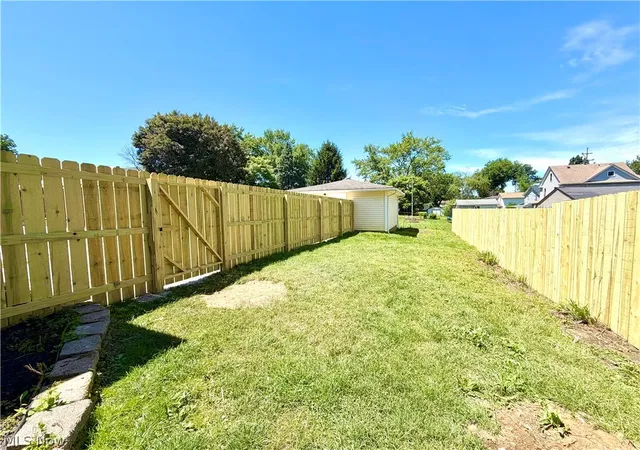 Homes for sale in Massillon, OH | 1218 Tremont Ave Sw, Massillon, OH 44647 | MLS# 5221573