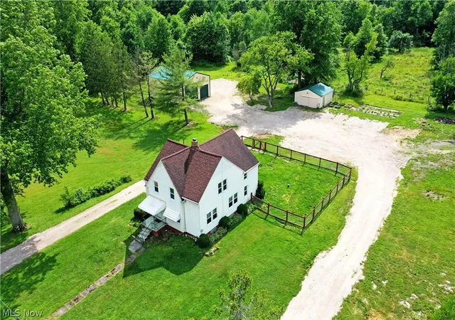 Photo 3 of Single family home for sale at 6349 Downs Rd Nw, Warren, OH 44481 | MLS# 5221654 | Listing updated on 2026-08-24