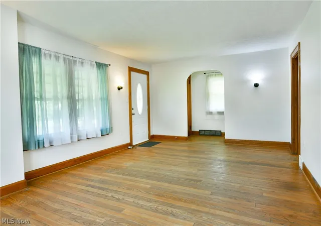 Photo 3 of Single family home for sale at 6349 Downs Rd NW, Warren, OH 44481 | MLS# 5221654 | Listing updated on 2026-08-24