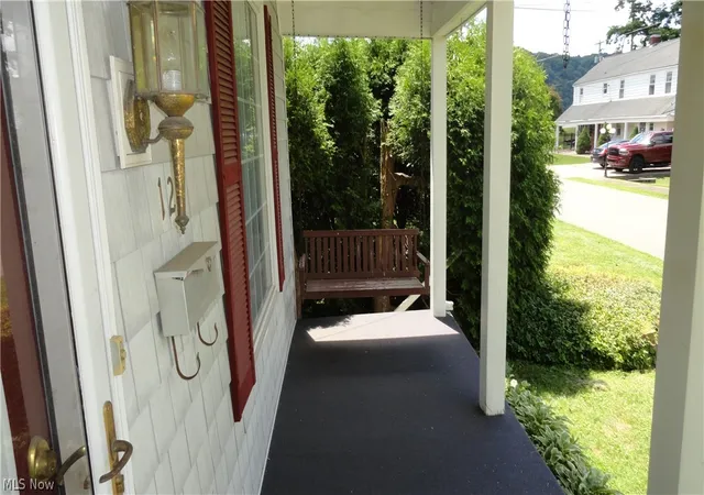 Homes for sale in Chester, WV | 128 Columbia, Chester, WV 26034 | MLS# 5222060