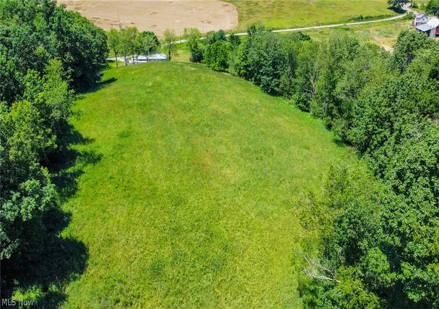3rd image of 2144 Chase Rd, Carrollton, OH 44615 | MLS# 5222225