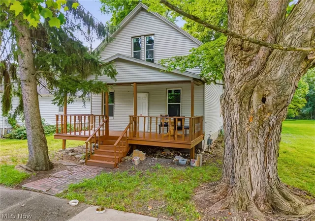 Photo 1 of Single family home for sale at 146 Albert St Ne, Warren, OH 44483 | MLS# 5221557 | Listing updated on 2026-08-21
