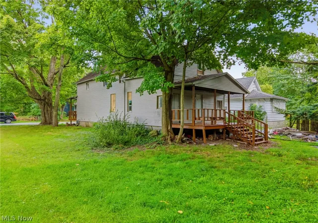 Photo 4 of Single family home for sale at 146 Albert St NE, Warren, OH 44483 | MLS# 5221557 | Listing updated on 2026-08-21