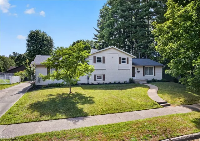 1st image of 1912 Tremont St, Dover, OH 44622 | MLS# 5222057