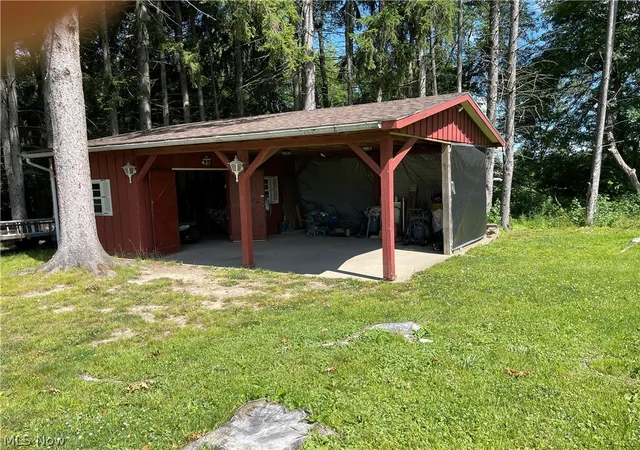 5th image of 572 Thomas Ln, Girard, OH 44420 | MLS# 5222279