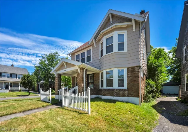 Homes for sale in Cleveland Heights, OH | 3326 Yorkshire, Cleveland Heights, OH 44118 | MLS# 5222120