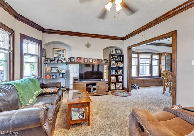 Homes for sale in Lakewood, OH | 2095 Wyandotte Ave, Lakewood, OH 44107 | MLS# 5217367
