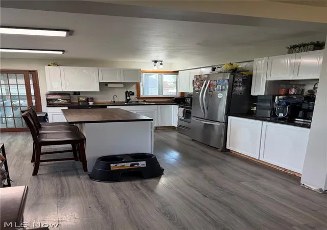 Photo 3 of Sale Pending at 3801 Beck Ave, Louisville, OH 44641 | MLS# 5222313 | Listing updated on 2026-07-02