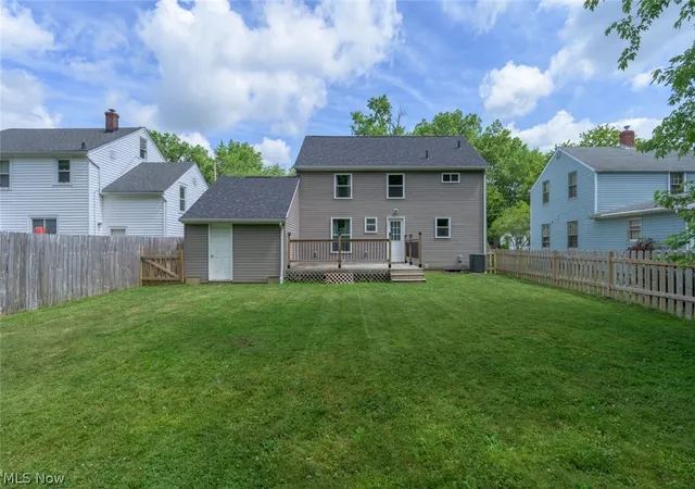 Photo 4 of Single family home for sale at 746 E Highland Ave, Ravenna, OH 44266 | MLS# 5222106 | Listing updated on 2026-07-27