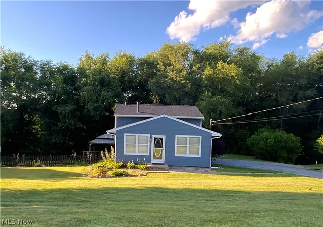 Photo 1 of Single family home for sale at 1403 Faulk Ave, East Liverpool, OH 43920 | MLS# 5222229 | Listing updated on 2026-06-25