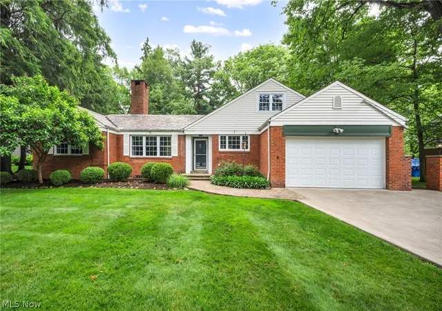 Homes for sale in Brecksville, OH | 10906 Fitzwater Rd, Brecksville, OH 44141 | MLS# 5221375