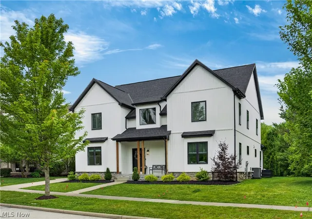 1st image of 7598 Woodland Ave, Hudson, OH 44236 | MLS# 5219296