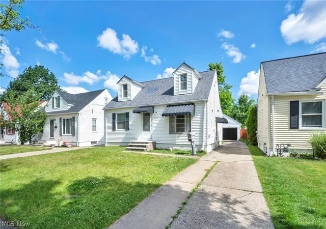 Homes for sale in Maple Heights, OH | 16013 Corkhill Rd, Maple Heights, OH 44137 | MLS# 5221509