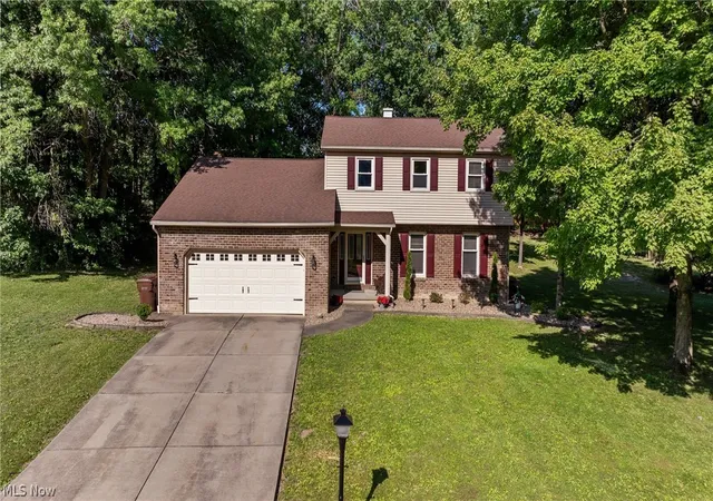 2nd image of 511 Stoneybrook Ln, Canfield, OH 44406 | MLS# 5222148