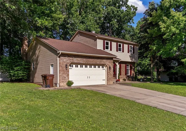 4th image of 511 Stoneybrook Ln, Canfield, OH 44406 | MLS# 5222148