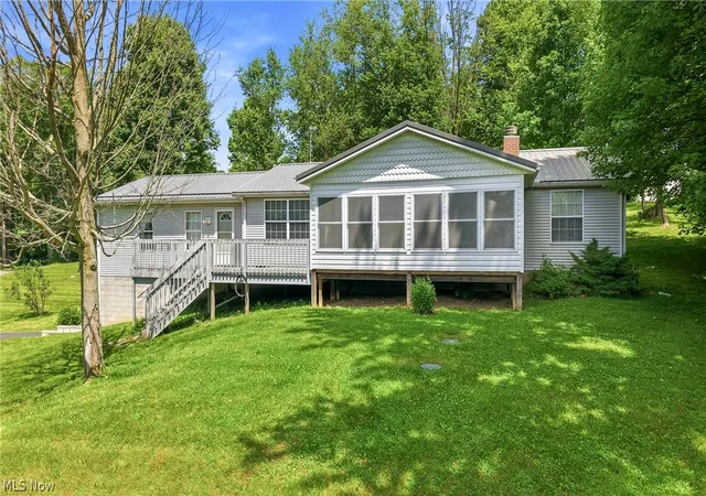 Homes for sale in Lisbon, OH | 7150 Hoffee Rd, Lisbon, OH 44432 | MLS# 5222391