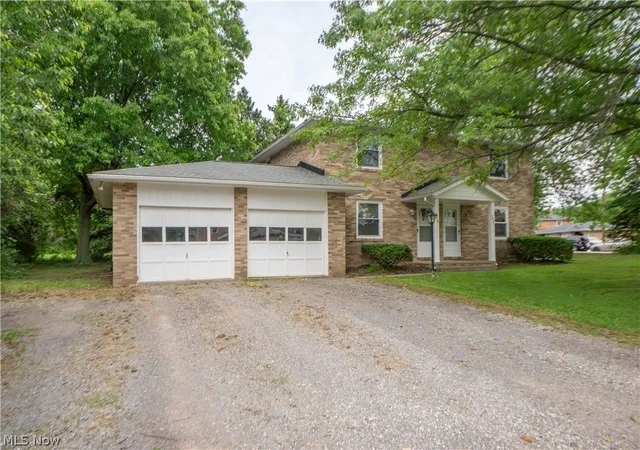 Homes for sale in North Canton, OH | 3837 3839 Beech Hill Rd Nw, North Canton, OH 44720 | MLS# 5222442
