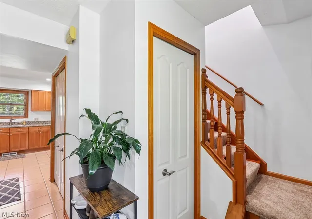 Photo 3 of Sale Pending at 964 Dock Rd, Madison, OH 44057 | MLS# 5221311 | Listing updated on 2026-10-05