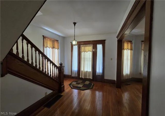 Photo 2 of Single family home for sale at 407 Williams Ave, Williamstown, WV 26187 | MLS# 5222275 | Listing updated on 2026-07-27