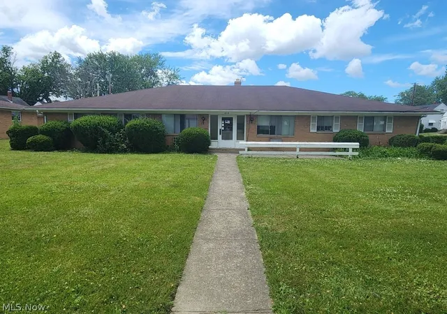 2nd image of 419 Center Rd, Bedford, OH 44146 | MLS# 5222475
