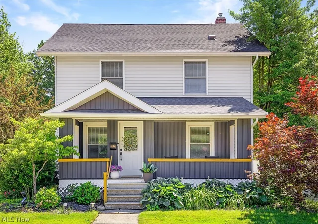Photo 1 of Single family home for sale at 247 Highland Ave, Wadsworth, OH 44281 | MLS# 5222482 | Listing updated on 2026-08-21