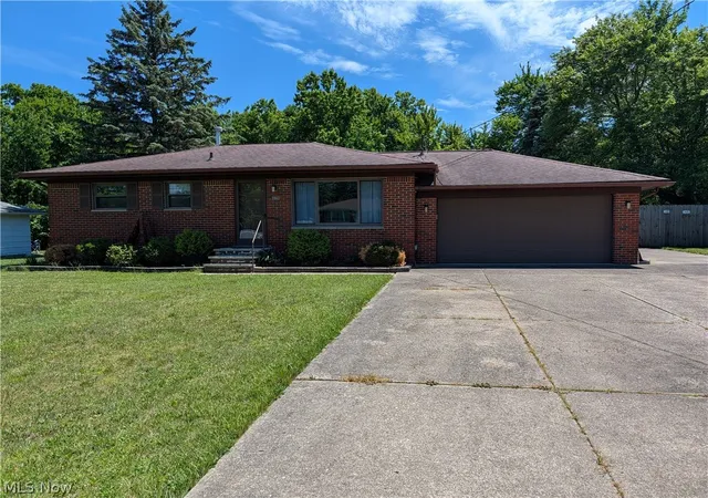 Homes for sale in Brunswick, OH | 3960 Marie Dr, Brunswick, OH 44212 | MLS# 5222111