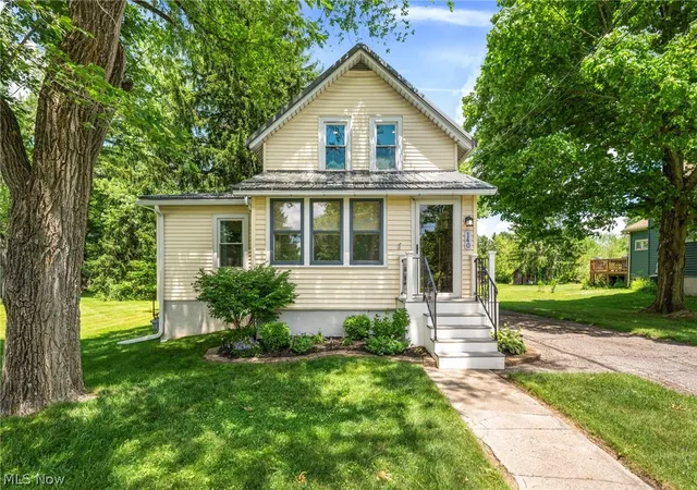 1st image of 140 5th Ave, Chardon, OH 44024 | MLS# 5220901