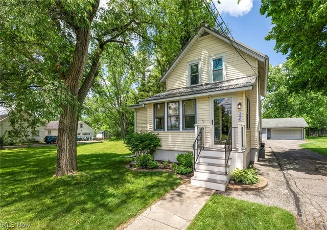 2nd image of 140 5th Ave, Chardon, OH 44024 | MLS# 5220901