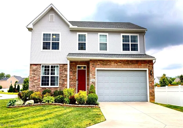 Homes for sale in Amherst, OH | 940 Longitude Ln, Amherst, OH 44001 | MLS# 5222184