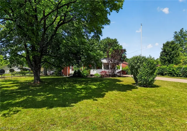 4th image of 4429 Burkey Rd, Austintown, OH 44515 | MLS# 5221493