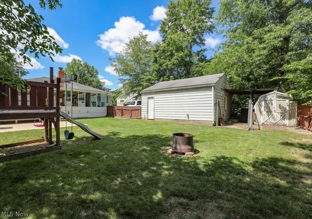 Photo 4 of Single family home for sale at 723 Eastland Ave, Ravenna, OH 44266 | MLS# 5222396 | Listing updated on 2026-07-29