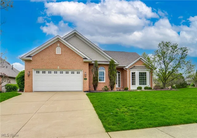 Homes for sale in North Canton, OH | 2222 Burberry St Nw, North Canton, OH 44720 | MLS# 5222573