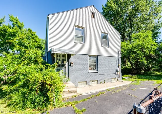 2nd image of 1445 Sulzer Ave, Euclid, OH 44132 | MLS# 5222411