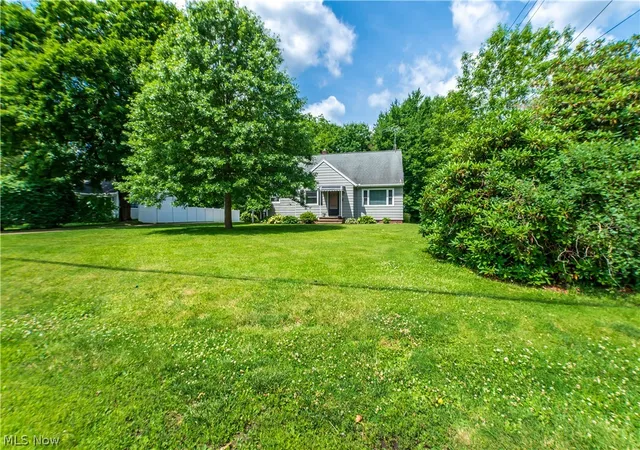 Homes for sale in Uniontown, OH | 2748 Canton Rd, Uniontown, OH 44685 | MLS# 5222521